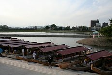 circd051g-0006.jpg